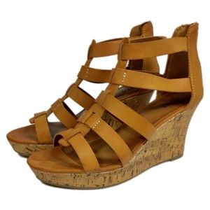 a.n.a Womens Wedge Sandal Size 9.5 Tan